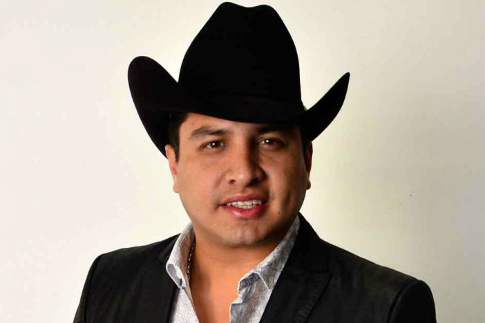 Julión Álvarez no quiere declarar en Estados Unidos