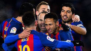 ¿Cómo acabar con una sequía de goles? Neymar lo hace con penales