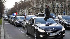 Francia prohibirá venta de automóviles que usen gasolina para el 2040
