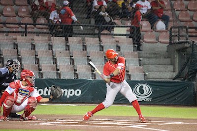Diablos Rojos ganan en juego recortado