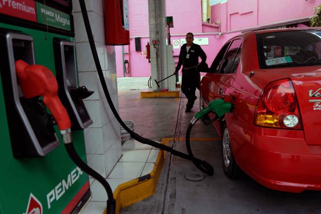 Con gasolinazo cada auto ha pagado 1,500 pesos más