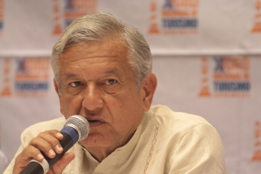 Llama AMLO a regenerar y fortalecer los valores de México con su Constitución Moral