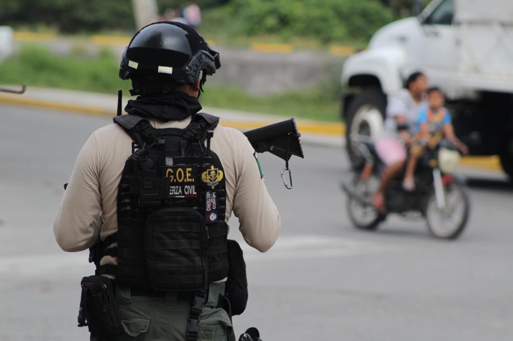 Reportan presunta privación de la libertad de vendedora de flores en Minatitlán, Veracruz