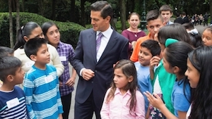 Cambia EPN su estrategia en imagen