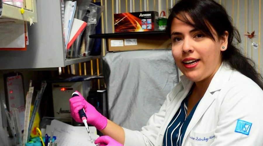 Joven mexicana desarrolla método para detectar daño renal sin necesidad de biopsia