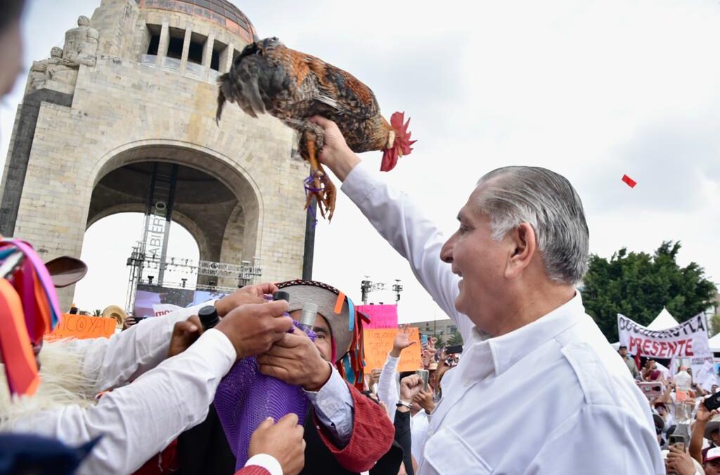 Cerca de 100,000 mil personas en el gran cierre de Adán Augusto López en el monumento a la Revolución.