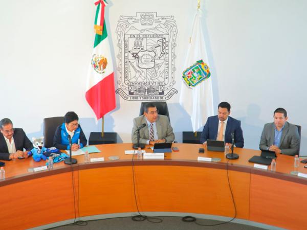 Llama Sergio Salomón a reforzar seguridad en la zona metropolitana de Puebla