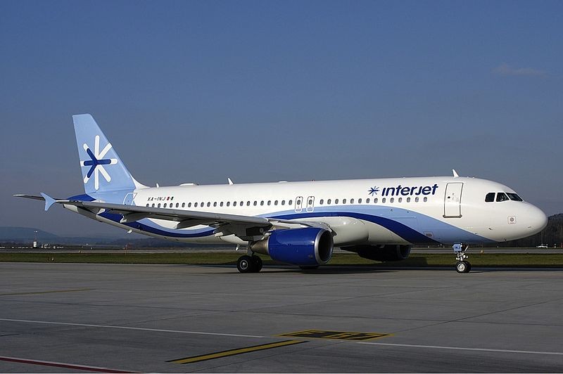 Interjet sube 44% flujo por pasaje internacional y cobro de maleta extra