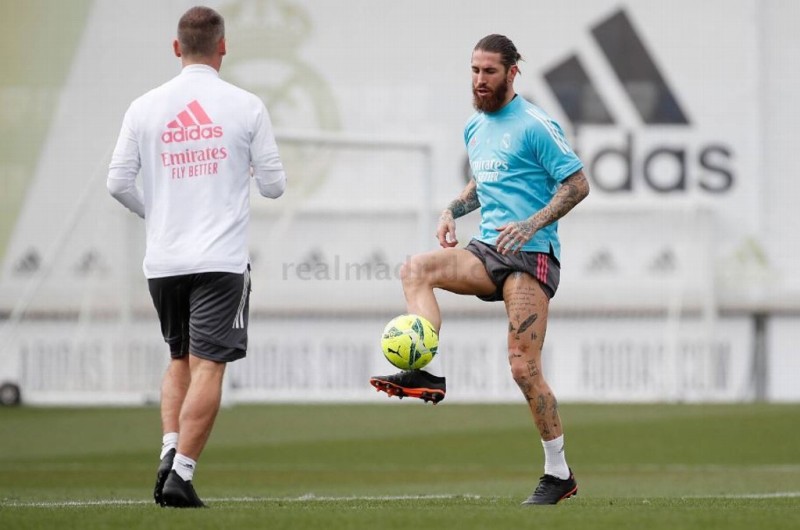 Ramos cerca de regresar con el Madrid