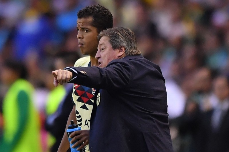 Miguel Herrera critica a Giovani dos Santos por sus lesiones