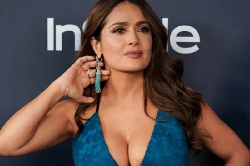 Revela Erik Rubín que tuvo encuentro íntimo con Salma Hayek