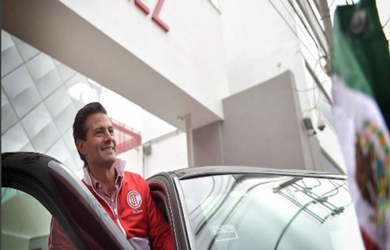 ¡Peña Nieto se va de vacaciones!