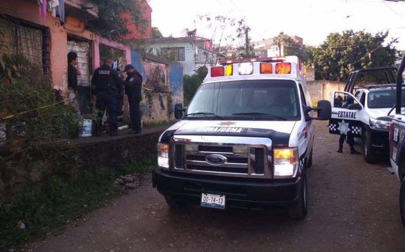 Lo encontró colgado de una soga en colonia de Xalapa; tenía 26 años