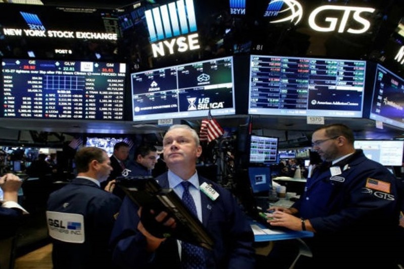 Wall Street abre al alza ante conteo de votos por elecciones presidenciales en EU