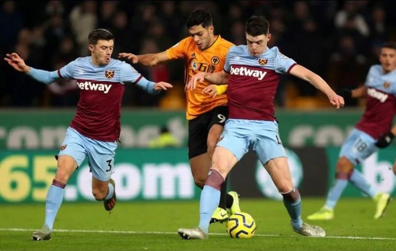 Wolves vence al West Ham en la Premier League