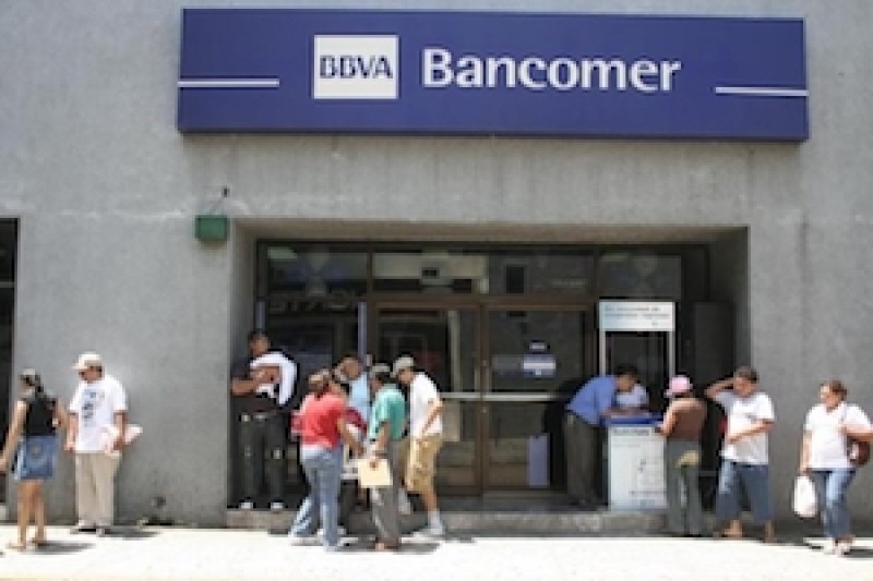 ¿Abrirán los bancos el lunes 20 de noviembre?