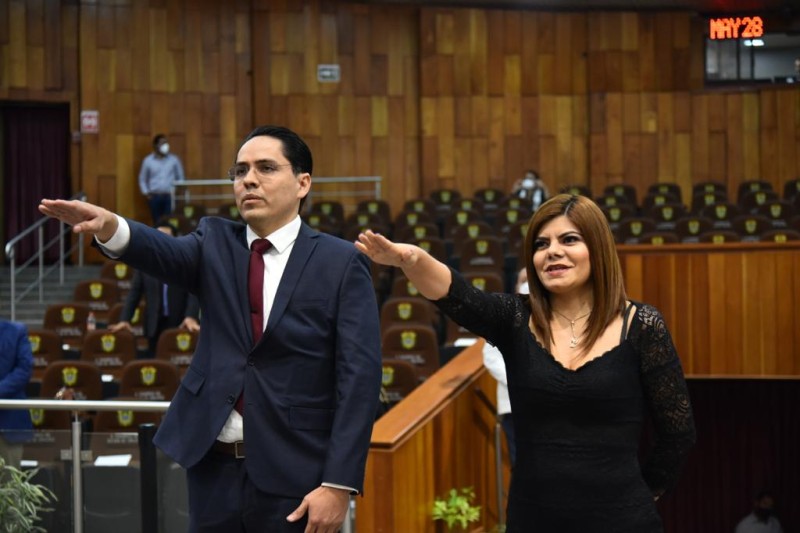 Nombra LXV Legislatura a Alfredo Corona y Magda Zayas como Comisionados del IVAI