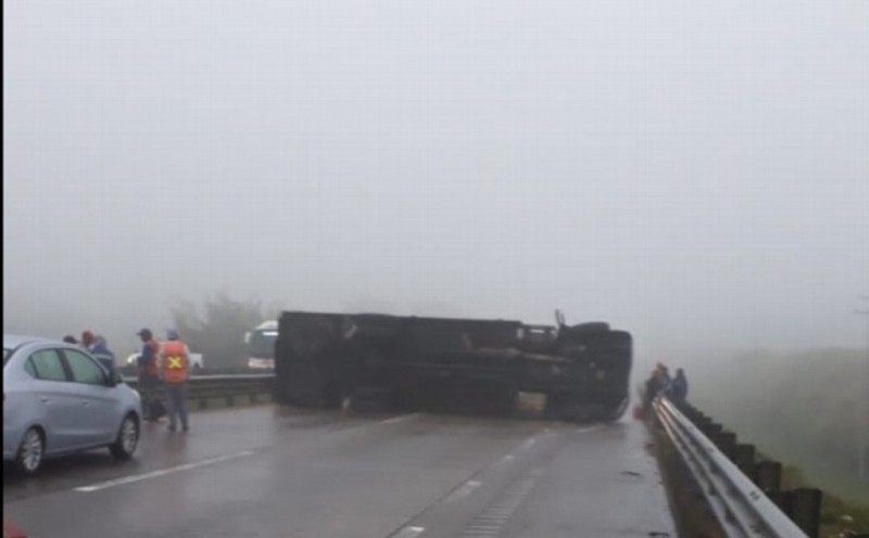 A causa de Frente frío suceden 8 accidentes en la región de Orizaba