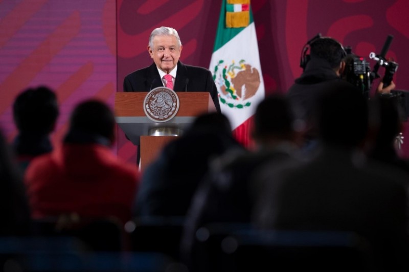 Candidatos a dirigir sindicato petrolero exponen propuestas en conferencia del presidente AMLO; «es un ejercicio inédito para la vida sindical», afirma